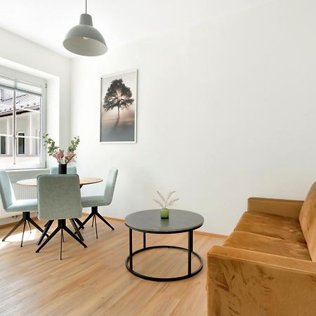 Easy Flat Villach Main Plaza Extérieur photo